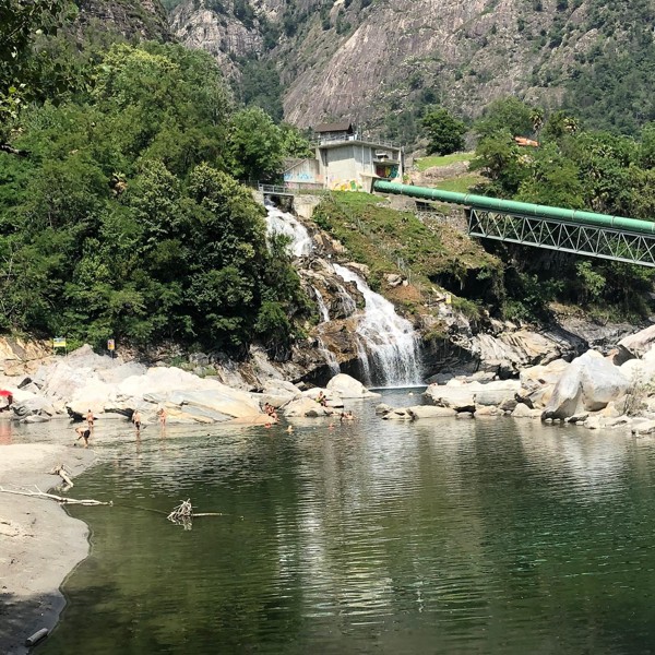 Maggia-neu-Ponte_Brolla.jpg