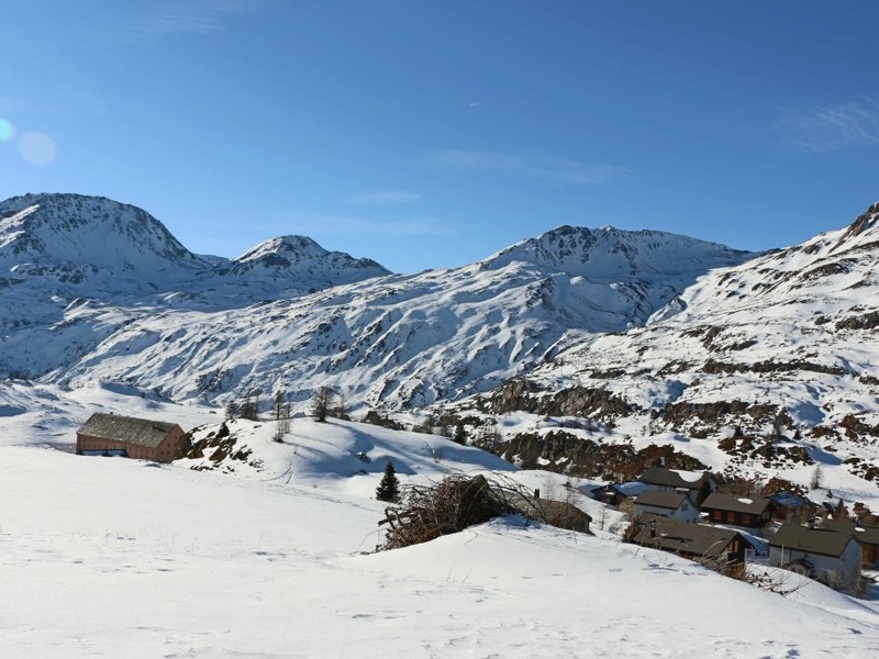 Aussicht-Gruppenhaus-Simplon-Kulm.jpg