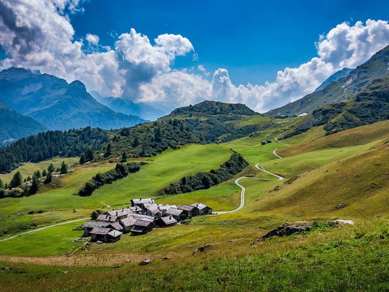 Das Engadin im Sommer