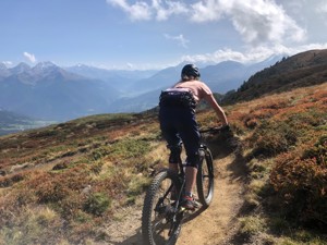 Herbst-Biketag in der Lenzerheide & Übernachtungsmöglichkeiten | gruppenhaus.ch