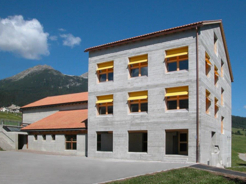 Ansicht-Gruppenhaus-Riom.png