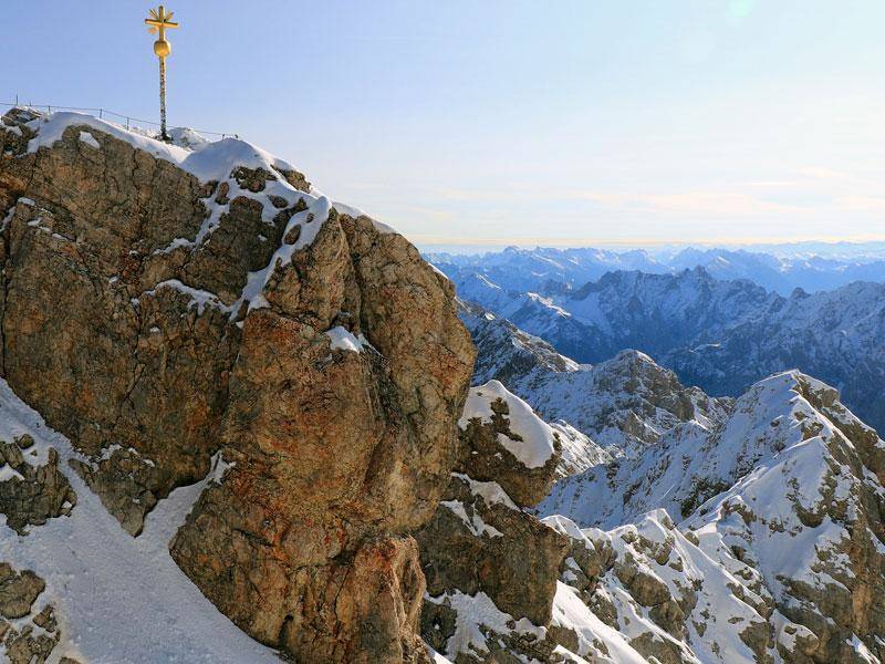 Berggeflüster: Eine Reihe zu den berühmtesten Bergen in der Schweiz, Deutschland und Österreich - die Zugspitze
