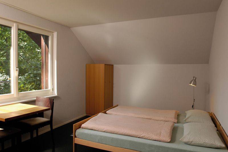 mittel_Doppelzimmer_Jugendherberge_Baden.jpg