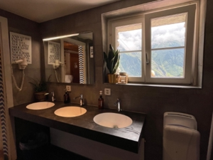 Refuge Mountain Hostel Gimmelwald Installations sanitaires