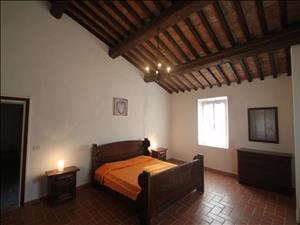 Group accommodation Casale Acquaviva Bedroom