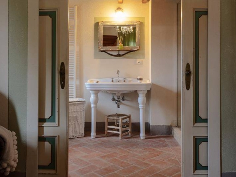 Group accommodation Podere Fonteinfrancia Bathroom