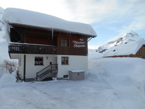 Ferienhaus Oberboden Hausansicht Winter