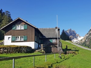 Naturfreundehaus Tannhütte Hausansicht Sommer