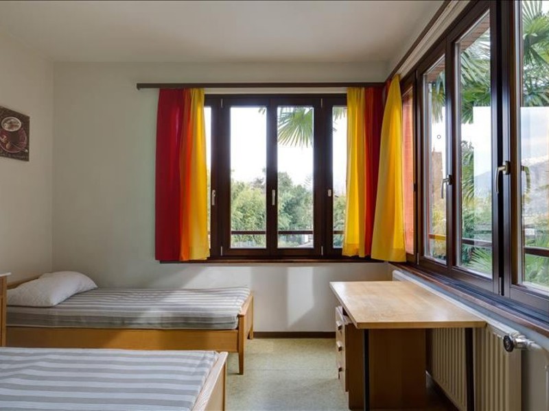 Group accommodation Parkhotel Emmaus - Ostello Eden Bedroom