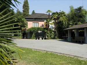 Hébergement pour groupes Parkhotel Emmaus - Ostello Eden Vue de la maison été