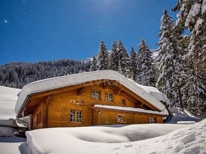 Group accommodation Alpenlodge House view winter