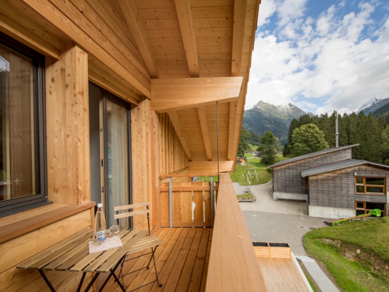 Group accommodation Gadmer Lodge Balcony