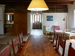 Casa Fienile Dining room