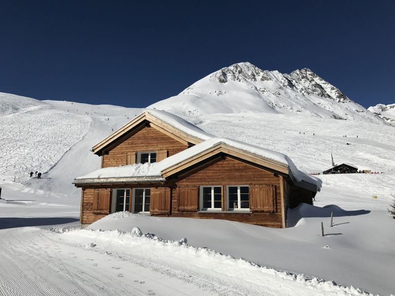Alp-refuge Mira Selva House view winter