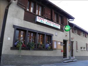 Hostel Petit Vélan