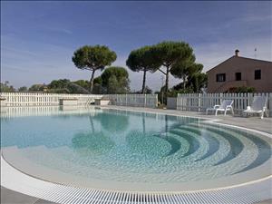 Ferienwohnungen Podere Arundineto Borgo