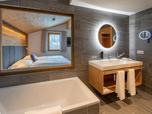 Hotel Schraemli's Lengmatta Davos Bathroom
