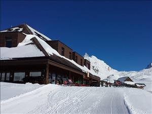 Mountain hostel Tannalp