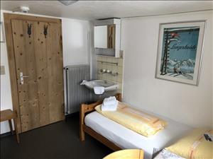 Berghotel Gruppenunterkunft Sartons