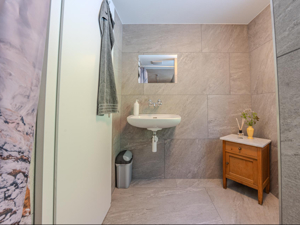 Group accommodation Bergblick Bathroom