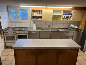 Mountain hut Chrüzhütte Kitchen