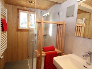 Holiday house Cresta Luzein Bathroom