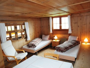 Ferienhaus Cresta Luzein Schlafzimmer