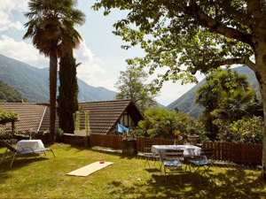 Ferienwohnung Wild Valley Palm Garden Aussicht Sommer