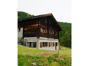 Skihütte Feselalp Hausansicht Sommer