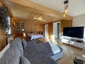 Holiday home Chalet Im sunnigen Usblick Dining and lounge room