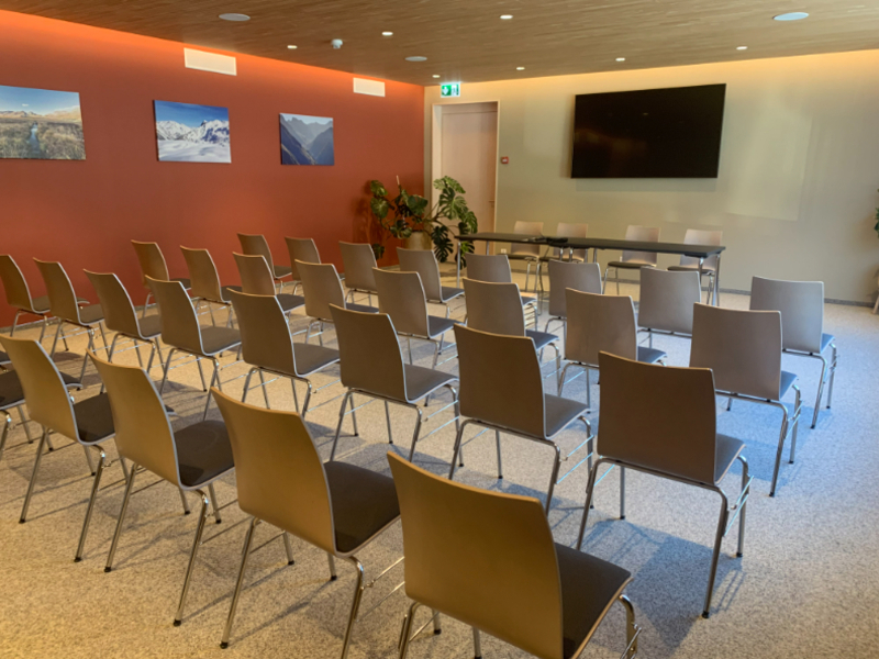 Hotel AVES Savognin Seminar room