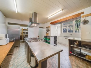 Group accommodation Nouvelle Alpina Kitchen