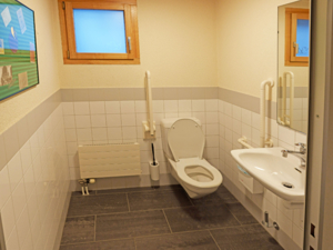 Pfadiheim Mauren Badezimmer