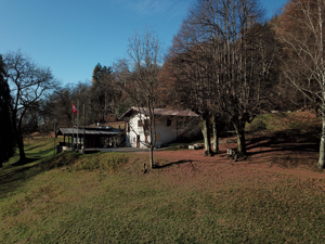 Centre scout Alpe di Pazz Vue de la maison automne