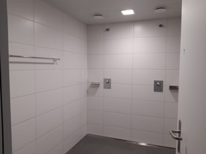 Multipurpose house Racht Showers