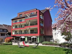 Ferienhotel Bodensee Hausansicht Sommer