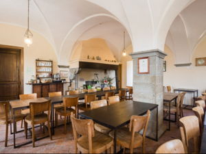 Group accommodation Casa Cares Dining room