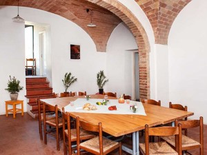 Group accommodation Casa Figline Dining room