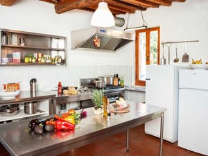 Group accommodation Casa Pomponi Kitchen