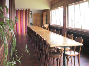 Gruppenhaus Lichen bleu Esszimmer