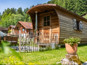 Camping Holzhäuschen auf dem Campingplatz House view winter