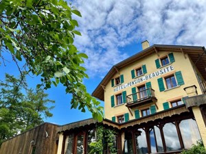 Pension Beau-Site Vue de la maison été