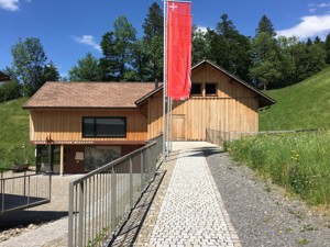 Hébergement pour groupes Letzi Vue de la maison été