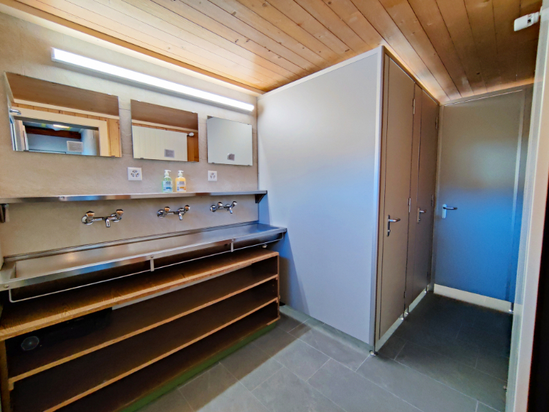 Maison de groupes Campogrande Installations sanitaires