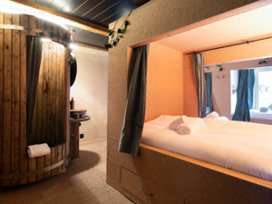 Hotel Peanut Medieval Schlafzimmer
