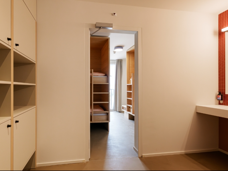 Blick in eines der 6-Bettzimmer