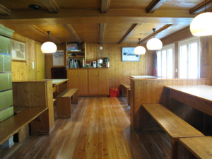 Cabane de ski Wülflingerhaus Salle à manger et salon
