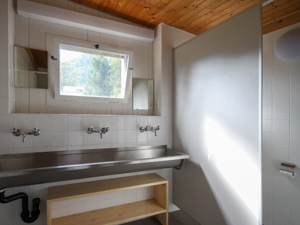 Camp Campo Pestalozzi Installations sanitaires