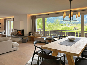 Holiday house Klopfer Haus Dining and lounge room