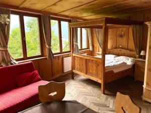 Group accommodation Schloss Neuhaus Double room